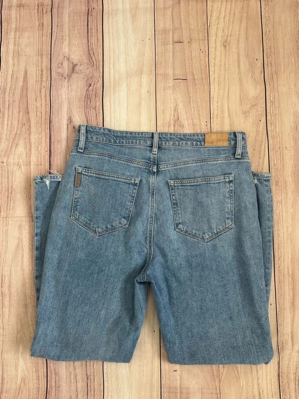 PAIGE High-Rise Button-Fly sarah slim Women's Jeans in Light Blue‎ - Picture 7 of 7